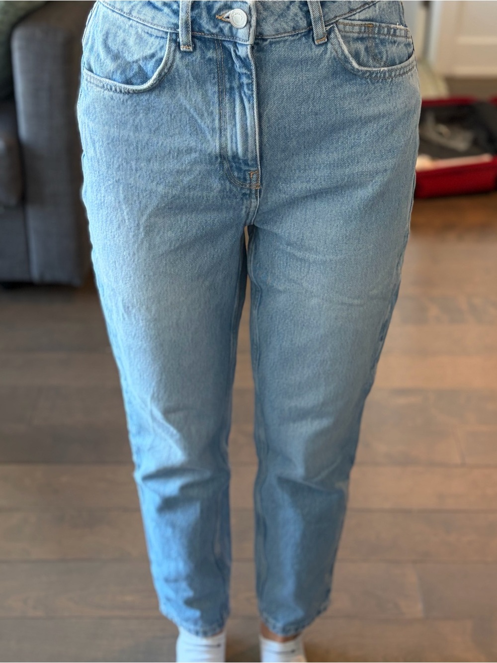 Zara Light Blue Relaxed Fit women’s Jeans